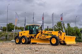 Автогрейдер LGCE G9220F AWD (полный привод, передний отвал, средний отвал)