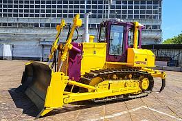 Гусеничный бульдозер ЧЕТРА